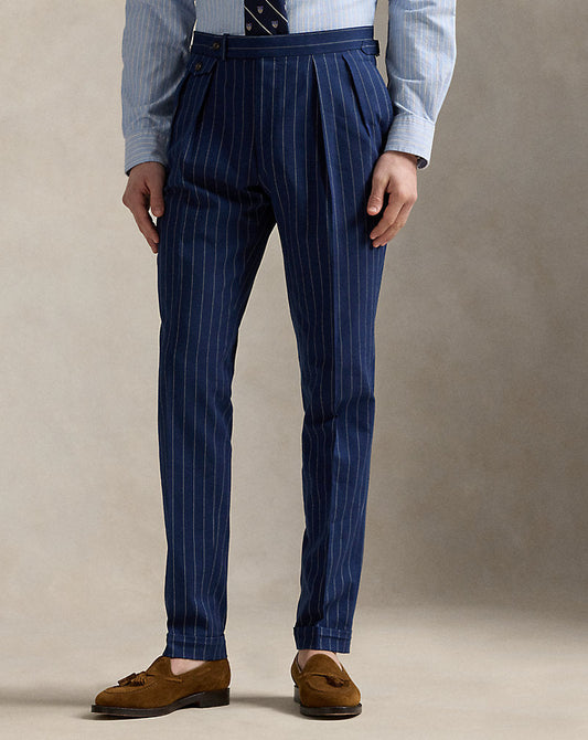 Calça de terno plissada com listras e cordas